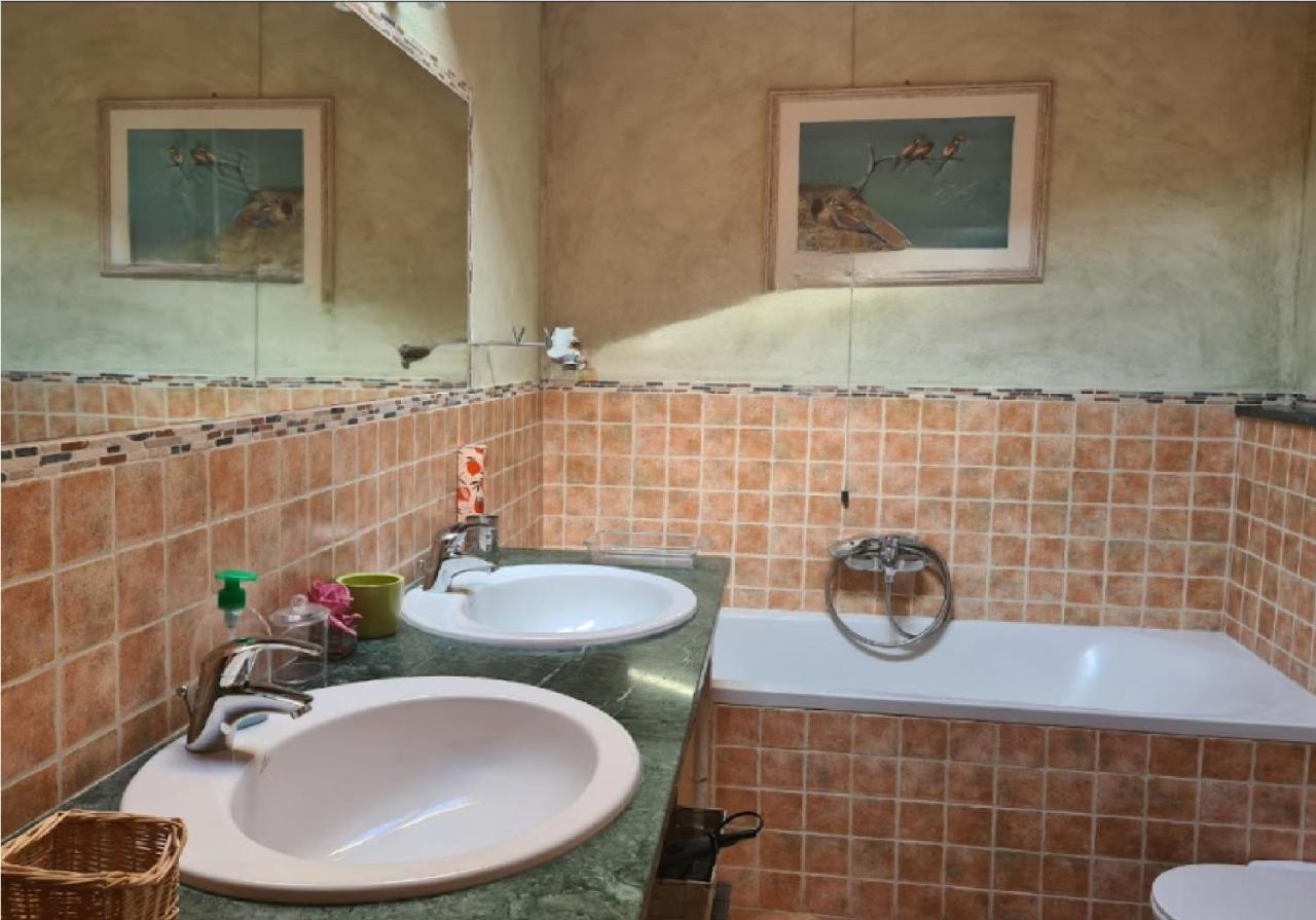 La Terrazza Sui Limoni - Suite Degli Ospiti - Mare, Escursioni A Piedi O Bike, Falesie Per Arrampicate Cisano sul Neva Exterior foto