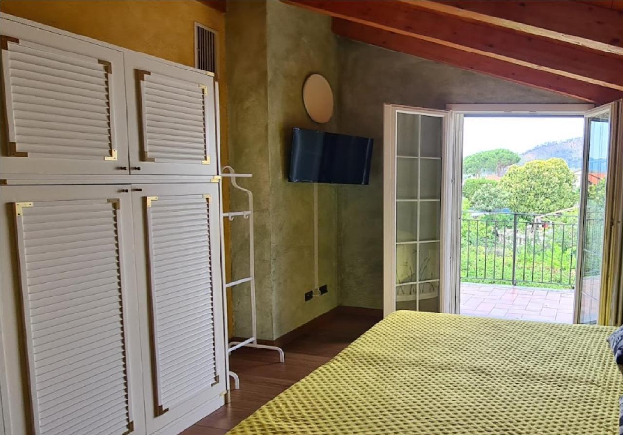 La Terrazza Sui Limoni - Suite Degli Ospiti - Mare, Escursioni A Piedi O Bike, Falesie Per Arrampicate Cisano sul Neva Exterior foto